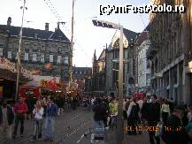 [P02] duminica in Dam Square » foto by molko*
 - 
<span class="allrVoted glyphicon glyphicon-heart hidden" id="av34711"></span>
<a class="m-l-10 hidden" id="sv34711" onclick="voting_Foto_DelVot(,34711,3738)" role="button">șterge vot <span class="glyphicon glyphicon-remove"></span></a>
<a id="v934711" class=" c-red"  onclick="voting_Foto_SetVot(34711)" role="button"><span class="glyphicon glyphicon-heart-empty"></span> <b>LIKE</b> = Votează poza</a> <img class="hidden"  id="f34711W9" src="/imagini/loader.gif" border="0" /><span class="AjErrMes hidden" id="e34711ErM"></span>