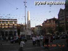 [P03] Dam square... in stanga hotelul Krasnapolsky » foto by molko*
 - 
<span class="allrVoted glyphicon glyphicon-heart hidden" id="av34712"></span>
<a class="m-l-10 hidden" id="sv34712" onclick="voting_Foto_DelVot(,34712,3738)" role="button">șterge vot <span class="glyphicon glyphicon-remove"></span></a>
<a id="v934712" class=" c-red"  onclick="voting_Foto_SetVot(34712)" role="button"><span class="glyphicon glyphicon-heart-empty"></span> <b>LIKE</b> = Votează poza</a> <img class="hidden"  id="f34712W9" src="/imagini/loader.gif" border="0" /><span class="AjErrMes hidden" id="e34712ErM"></span>