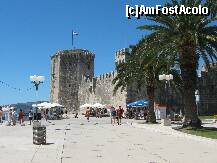 [P02] Turnul de piatra din Trogir si cheiul unde acosteaza de la simple barcute pana la cele mai impresionante iahturi. » foto by vlm408
 - 
<span class="allrVoted glyphicon glyphicon-heart hidden" id="av124156"></span>
<a class="m-l-10 hidden" id="sv124156" onclick="voting_Foto_DelVot(,124156,631)" role="button">șterge vot <span class="glyphicon glyphicon-remove"></span></a>
<a id="v9124156" class=" c-red"  onclick="voting_Foto_SetVot(124156)" role="button"><span class="glyphicon glyphicon-heart-empty"></span> <b>LIKE</b> = Votează poza</a> <img class="hidden"  id="f124156W9" src="/imagini/loader.gif" border="0" /><span class="AjErrMes hidden" id="e124156ErM"></span>