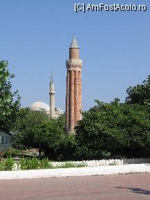 [P16] Minaretul din Antalya. » foto by balasa violeta
 - 
<span class="allrVoted glyphicon glyphicon-heart hidden" id="av88114"></span>
<a class="m-l-10 hidden" id="sv88114" onclick="voting_Foto_DelVot(,88114,14)" role="button">șterge vot <span class="glyphicon glyphicon-remove"></span></a>
<a id="v988114" class=" c-red"  onclick="voting_Foto_SetVot(88114)" role="button"><span class="glyphicon glyphicon-heart-empty"></span> <b>LIKE</b> = Votează poza</a> <img class="hidden"  id="f88114W9" src="/imagini/loader.gif" border="0" /><span class="AjErrMes hidden" id="e88114ErM"></span>