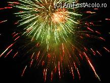 [P06] Artificii pe plaja. » foto by balasa violeta
 - 
<span class="allrVoted glyphicon glyphicon-heart hidden" id="av88090"></span>
<a class="m-l-10 hidden" id="sv88090" onclick="voting_Foto_DelVot(,88090,14)" role="button">șterge vot <span class="glyphicon glyphicon-remove"></span></a>
<a id="v988090" class=" c-red"  onclick="voting_Foto_SetVot(88090)" role="button"><span class="glyphicon glyphicon-heart-empty"></span> <b>LIKE</b> = Votează poza</a> <img class="hidden"  id="f88090W9" src="/imagini/loader.gif" border="0" /><span class="AjErrMes hidden" id="e88090ErM"></span>