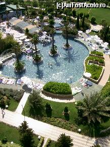 [P08] Piscina de relaxare vazuta din balconul camerei de hotel » foto by toprares
 - 
<span class="allrVoted glyphicon glyphicon-heart hidden" id="av137238"></span>
<a class="m-l-10 hidden" id="sv137238" onclick="voting_Foto_DelVot(,137238,171)" role="button">șterge vot <span class="glyphicon glyphicon-remove"></span></a>
<a id="v9137238" class=" c-red"  onclick="voting_Foto_SetVot(137238)" role="button"><span class="glyphicon glyphicon-heart-empty"></span> <b>LIKE</b> = Votează poza</a> <img class="hidden"  id="f137238W9" src="/imagini/loader.gif" border="0" /><span class="AjErrMes hidden" id="e137238ErM"></span>