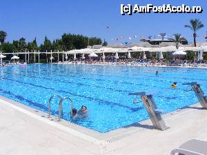 [P20] Piscina olimpica.  » foto by umflatila
 - 
<span class="allrVoted glyphicon glyphicon-heart hidden" id="av517206"></span>
<a class="m-l-10 hidden" id="sv517206" onclick="voting_Foto_DelVot(,517206,18)" role="button">șterge vot <span class="glyphicon glyphicon-remove"></span></a>
<a id="v9517206" class=" c-red"  onclick="voting_Foto_SetVot(517206)" role="button"><span class="glyphicon glyphicon-heart-empty"></span> <b>LIKE</b> = Votează poza</a> <img class="hidden"  id="f517206W9" src="/imagini/loader.gif" border="0" /><span class="AjErrMes hidden" id="e517206ErM"></span>