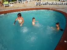 [P19] EHBC - piscina mica termala cu jacuzzi » foto by Horia
 - 
<span class="allrVoted glyphicon glyphicon-heart hidden" id="av10262"></span>
<a class="m-l-10 hidden" id="sv10262" onclick="voting_Foto_DelVot(,10262,218)" role="button">șterge vot <span class="glyphicon glyphicon-remove"></span></a>
<a id="v910262" class=" c-red"  onclick="voting_Foto_SetVot(10262)" role="button"><span class="glyphicon glyphicon-heart-empty"></span> <b>LIKE</b> = Votează poza</a> <img class="hidden"  id="f10262W9" src="/imagini/loader.gif" border="0" /><span class="AjErrMes hidden" id="e10262ErM"></span>