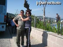 [P02] Impreuna cu iubitul meu sot,admirand marea si asteptand sa ne imbarcam pe farry-la ECEABAT spre CANAKKALE » foto by Lory78
 - 
<span class="allrVoted glyphicon glyphicon-heart hidden" id="av229533"></span>
<a class="m-l-10 hidden" id="sv229533" onclick="voting_Foto_DelVot(,229533,223)" role="button">șterge vot <span class="glyphicon glyphicon-remove"></span></a>
<a id="v9229533" class=" c-red"  onclick="voting_Foto_SetVot(229533)" role="button"><span class="glyphicon glyphicon-heart-empty"></span> <b>LIKE</b> = Votează poza</a> <img class="hidden"  id="f229533W9" src="/imagini/loader.gif" border="0" /><span class="AjErrMes hidden" id="e229533ErM"></span>