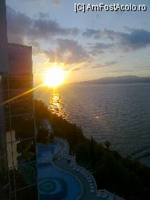 [P01] seara vedere din balcon » foto by M'Liviu
 - 
<span class="allrVoted glyphicon glyphicon-heart hidden" id="av89541"></span>
<a class="m-l-10 hidden" id="sv89541" onclick="voting_Foto_DelVot(,89541,224)" role="button">șterge vot <span class="glyphicon glyphicon-remove"></span></a>
<a id="v989541" class=" c-red"  onclick="voting_Foto_SetVot(89541)" role="button"><span class="glyphicon glyphicon-heart-empty"></span> <b>LIKE</b> = Votează poza</a> <img class="hidden"  id="f89541W9" src="/imagini/loader.gif" border="0" /><span class="AjErrMes hidden" id="e89541ErM"></span>