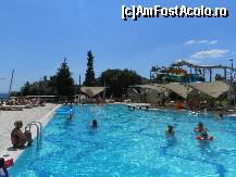 [P09] o alta piscina iar in plan mai indepartat Aqua-Park-ul » foto by bogdan32
 - 
<span class="allrVoted glyphicon glyphicon-heart hidden" id="av220688"></span>
<a class="m-l-10 hidden" id="sv220688" onclick="voting_Foto_DelVot(,220688,309)" role="button">șterge vot <span class="glyphicon glyphicon-remove"></span></a>
<a id="v9220688" class=" c-red"  onclick="voting_Foto_SetVot(220688)" role="button"><span class="glyphicon glyphicon-heart-empty"></span> <b>LIKE</b> = Votează poza</a> <img class="hidden"  id="f220688W9" src="/imagini/loader.gif" border="0" /><span class="AjErrMes hidden" id="e220688ErM"></span>