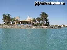 [P03] aceasta foto este din EL GOUNA - vila ta, plaja intima, golfuletul personal... aici se merita sa mergeti!!! preturile sunt cam 15-25% mai mari dar se justifica » foto by incognito_icd
 - 
<span class="allrVoted glyphicon glyphicon-heart hidden" id="av120466"></span>
<a class="m-l-10 hidden" id="sv120466" onclick="voting_Foto_DelVot(,120466,36)" role="button">șterge vot <span class="glyphicon glyphicon-remove"></span></a>
<a id="v9120466" class=" c-red"  onclick="voting_Foto_SetVot(120466)" role="button"><span class="glyphicon glyphicon-heart-empty"></span> <b>LIKE</b> = Votează poza</a> <img class="hidden"  id="f120466W9" src="/imagini/loader.gif" border="0" /><span class="AjErrMes hidden" id="e120466ErM"></span>