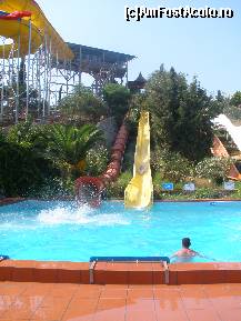 [P31] Distractie la Adaland : incercati ambele tobogane! » foto by clayton
 - 
<span class="allrVoted glyphicon glyphicon-heart hidden" id="av117265"></span>
<a class="m-l-10 hidden" id="sv117265" onclick="voting_Foto_DelVot(,117265,366)" role="button">șterge vot <span class="glyphicon glyphicon-remove"></span></a>
<a id="v9117265" class=" c-red"  onclick="voting_Foto_SetVot(117265)" role="button"><span class="glyphicon glyphicon-heart-empty"></span> <b>LIKE</b> = Votează poza</a> <img class="hidden"  id="f117265W9" src="/imagini/loader.gif" border="0" /><span class="AjErrMes hidden" id="e117265ErM"></span>