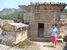 [P35] Un mausoleu din orasul Hierapolis » foto by clayton
 - 
<span class="allrVoted glyphicon glyphicon-heart hidden" id="av117269"></span>
<a class="m-l-10 hidden" id="sv117269" onclick="voting_Foto_DelVot(,117269,366)" role="button">șterge vot <span class="glyphicon glyphicon-remove"></span></a>
<a id="v9117269" class=" c-red"  onclick="voting_Foto_SetVot(117269)" role="button"><span class="glyphicon glyphicon-heart-empty"></span> <b>LIKE</b> = Votează poza</a> <img class="hidden"  id="f117269W9" src="/imagini/loader.gif" border="0" /><span class="AjErrMes hidden" id="e117269ErM"></span>