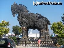 [P51] Calul troian din Cannakale ! Este imens! » foto by clayton
 - 
<span class="allrVoted glyphicon glyphicon-heart hidden" id="av117292"></span>
<a class="m-l-10 hidden" id="sv117292" onclick="voting_Foto_DelVot(,117292,366)" role="button">șterge vot <span class="glyphicon glyphicon-remove"></span></a>
<a id="v9117292" class=" c-red"  onclick="voting_Foto_SetVot(117292)" role="button"><span class="glyphicon glyphicon-heart-empty"></span> <b>LIKE</b> = Votează poza</a> <img class="hidden"  id="f117292W9" src="/imagini/loader.gif" border="0" /><span class="AjErrMes hidden" id="e117292ErM"></span>