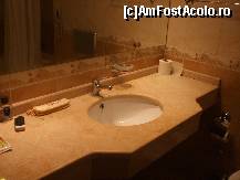 [P134] Chiuveta din baie... » foto by bigu_2006_rapid
 - 
<span class="allrVoted glyphicon glyphicon-heart hidden" id="av135398"></span>
<a class="m-l-10 hidden" id="sv135398" onclick="voting_Foto_DelVot(,135398,366)" role="button">șterge vot <span class="glyphicon glyphicon-remove"></span></a>
<a id="v9135398" class=" c-red"  onclick="voting_Foto_SetVot(135398)" role="button"><span class="glyphicon glyphicon-heart-empty"></span> <b>LIKE</b> = Votează poza</a> <img class="hidden"  id="f135398W9" src="/imagini/loader.gif" border="0" /><span class="AjErrMes hidden" id="e135398ErM"></span>