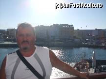 [P192] Eu si ...ultima poza din Turcia ! pe ferry-boat...in spatele meu se vede monumentul de pe faleza din Eceabat !Acolo e ... Europa ! » foto by bigu_2006_rapid
 - 
<span class="allrVoted glyphicon glyphicon-heart hidden" id="av135456"></span>
<a class="m-l-10 hidden" id="sv135456" onclick="voting_Foto_DelVot(,135456,366)" role="button">șterge vot <span class="glyphicon glyphicon-remove"></span></a>
<a id="v9135456" class=" c-red"  onclick="voting_Foto_SetVot(135456)" role="button"><span class="glyphicon glyphicon-heart-empty"></span> <b>LIKE</b> = Votează poza</a> <img class="hidden"  id="f135456W9" src="/imagini/loader.gif" border="0" /><span class="AjErrMes hidden" id="e135456ErM"></span>