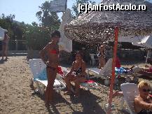 [P84] Tory si Alina pe plaja ! sus pe pancarda aia scrie Pygale Plaj ! » foto by bigu_2006_rapid
 - 
<span class="allrVoted glyphicon glyphicon-heart hidden" id="av134581"></span>
<a class="m-l-10 hidden" id="sv134581" onclick="voting_Foto_DelVot(,134581,366)" role="button">șterge vot <span class="glyphicon glyphicon-remove"></span></a>
<a id="v9134581" class=" c-red"  onclick="voting_Foto_SetVot(134581)" role="button"><span class="glyphicon glyphicon-heart-empty"></span> <b>LIKE</b> = Votează poza</a> <img class="hidden"  id="f134581W9" src="/imagini/loader.gif" border="0" /><span class="AjErrMes hidden" id="e134581ErM"></span>