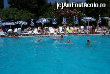 [P12] piscina » foto by Mitzy*
 - 
<span class="allrVoted glyphicon glyphicon-heart hidden" id="av109054"></span>
<a class="m-l-10 hidden" id="sv109054" onclick="voting_Foto_DelVot(,109054,366)" role="button">șterge vot <span class="glyphicon glyphicon-remove"></span></a>
<a id="v9109054" class=" c-red"  onclick="voting_Foto_SetVot(109054)" role="button"><span class="glyphicon glyphicon-heart-empty"></span> <b>LIKE</b> = Votează poza</a> <img class="hidden"  id="f109054W9" src="/imagini/loader.gif" border="0" /><span class="AjErrMes hidden" id="e109054ErM"></span>