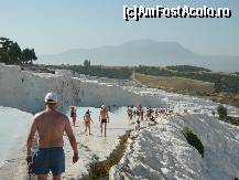 [P06] piscinele termalede la Pamukale » foto by cris_bv_2007
 - 
<span class="allrVoted glyphicon glyphicon-heart hidden" id="av87695"></span>
<a class="m-l-10 hidden" id="sv87695" onclick="voting_Foto_DelVot(,87695,366)" role="button">șterge vot <span class="glyphicon glyphicon-remove"></span></a>
<a id="v987695" class=" c-red"  onclick="voting_Foto_SetVot(87695)" role="button"><span class="glyphicon glyphicon-heart-empty"></span> <b>LIKE</b> = Votează poza</a> <img class="hidden"  id="f87695W9" src="/imagini/loader.gif" border="0" /><span class="AjErrMes hidden" id="e87695ErM"></span>