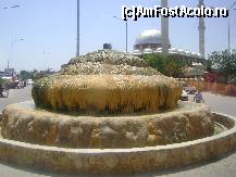 [P03] fantana cu apa rosie daca nu ma insel » foto by bataitza
 - 
<span class="allrVoted glyphicon glyphicon-heart hidden" id="av109122"></span>
<a class="m-l-10 hidden" id="sv109122" onclick="voting_Foto_DelVot(,109122,366)" role="button">șterge vot <span class="glyphicon glyphicon-remove"></span></a>
<a id="v9109122" class=" c-red"  onclick="voting_Foto_SetVot(109122)" role="button"><span class="glyphicon glyphicon-heart-empty"></span> <b>LIKE</b> = Votează poza</a> <img class="hidden"  id="f109122W9" src="/imagini/loader.gif" border="0" /><span class="AjErrMes hidden" id="e109122ErM"></span>