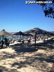 [P84] Hotel meliton - plajă » foto by Aeerdna*
 - 
<span class="allrVoted glyphicon glyphicon-heart hidden" id="av247538"></span>
<a class="m-l-10 hidden" id="sv247538" onclick="voting_Foto_DelVot(,247538,374)" role="button">șterge vot <span class="glyphicon glyphicon-remove"></span></a>
<a id="v9247538" class=" c-red"  onclick="voting_Foto_SetVot(247538)" role="button"><span class="glyphicon glyphicon-heart-empty"></span> <b>LIKE</b> = Votează poza</a> <img class="hidden"  id="f247538W9" src="/imagini/loader.gif" border="0" /><span class="AjErrMes hidden" id="e247538ErM"></span>