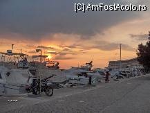 [P05] Hotelul vazut din portul de ambarcatiuni. » foto by ana1
 - 
<span class="allrVoted glyphicon glyphicon-heart hidden" id="av106703"></span>
<a class="m-l-10 hidden" id="sv106703" onclick="voting_Foto_DelVot(,106703,374)" role="button">șterge vot <span class="glyphicon glyphicon-remove"></span></a>
<a id="v9106703" class=" c-red"  onclick="voting_Foto_SetVot(106703)" role="button"><span class="glyphicon glyphicon-heart-empty"></span> <b>LIKE</b> = Votează poza</a> <img class="hidden"  id="f106703W9" src="/imagini/loader.gif" border="0" /><span class="AjErrMes hidden" id="e106703ErM"></span>