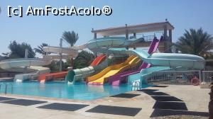 [P03] aqua-park hotel Desert Rose » foto by raducondurache
 - 
<span class="allrVoted glyphicon glyphicon-heart hidden" id="av998611"></span>
<a class="m-l-10 hidden" id="sv998611" onclick="voting_Foto_DelVot(,998611,394)" role="button">șterge vot <span class="glyphicon glyphicon-remove"></span></a>
<a id="v9998611" class=" c-red"  onclick="voting_Foto_SetVot(998611)" role="button"><span class="glyphicon glyphicon-heart-empty"></span> <b>LIKE</b> = Votează poza</a> <img class="hidden"  id="f998611W9" src="/imagini/loader.gif" border="0" /><span class="AjErrMes hidden" id="e998611ErM"></span>