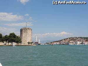 [P28] Cetatea Kamerlengo din Trogir -vedere de pe croazieră » foto by Marian Preda
 - 
<span class="allrVoted glyphicon glyphicon-heart hidden" id="av600333"></span>
<a class="m-l-10 hidden" id="sv600333" onclick="voting_Foto_DelVot(,600333,399)" role="button">șterge vot <span class="glyphicon glyphicon-remove"></span></a>
<a id="v9600333" class=" c-red"  onclick="voting_Foto_SetVot(600333)" role="button"><span class="glyphicon glyphicon-heart-empty"></span> <b>LIKE</b> = Votează poza</a> <img class="hidden"  id="f600333W9" src="/imagini/loader.gif" border="0" /><span class="AjErrMes hidden" id="e600333ErM"></span>