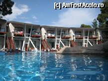 [P21] vilele cu pontoane si piscina » foto by corinaccb
 - 
<span class="allrVoted glyphicon glyphicon-heart hidden" id="av88681"></span>
<a class="m-l-10 hidden" id="sv88681" onclick="voting_Foto_DelVot(,88681,4)" role="button">șterge vot <span class="glyphicon glyphicon-remove"></span></a>
<a id="v988681" class=" c-red"  onclick="voting_Foto_SetVot(88681)" role="button"><span class="glyphicon glyphicon-heart-empty"></span> <b>LIKE</b> = Votează poza</a> <img class="hidden"  id="f88681W9" src="/imagini/loader.gif" border="0" /><span class="AjErrMes hidden" id="e88681ErM"></span>