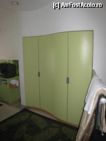 [P05] intrarea in apartament » foto by corinaccb
 - 
<span class="allrVoted glyphicon glyphicon-heart hidden" id="av88655"></span>
<a class="m-l-10 hidden" id="sv88655" onclick="voting_Foto_DelVot(,88655,4)" role="button">șterge vot <span class="glyphicon glyphicon-remove"></span></a>
<a id="v988655" class=" c-red"  onclick="voting_Foto_SetVot(88655)" role="button"><span class="glyphicon glyphicon-heart-empty"></span> <b>LIKE</b> = Votează poza</a> <img class="hidden"  id="f88655W9" src="/imagini/loader.gif" border="0" /><span class="AjErrMes hidden" id="e88655ErM"></span>