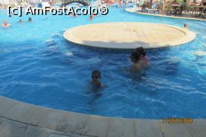 [P01] Piscina suficienta, niciodata aglomerata. » foto by Winwin
 - 
<span class="allrVoted glyphicon glyphicon-heart hidden" id="av773368"></span>
<a class="m-l-10 hidden" id="sv773368" onclick="voting_Foto_DelVot(,773368,404)" role="button">șterge vot <span class="glyphicon glyphicon-remove"></span></a>
<a id="v9773368" class=" c-red"  onclick="voting_Foto_SetVot(773368)" role="button"><span class="glyphicon glyphicon-heart-empty"></span> <b>LIKE</b> = Votează poza</a> <img class="hidden"  id="f773368W9" src="/imagini/loader.gif" border="0" /><span class="AjErrMes hidden" id="e773368ErM"></span>