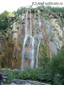 [P23] Plitvice - maretie » foto by danoradea
 - 
<span class="allrVoted glyphicon glyphicon-heart hidden" id="av34487"></span>
<a class="m-l-10 hidden" id="sv34487" onclick="voting_Foto_DelVot(,34487,412)" role="button">șterge vot <span class="glyphicon glyphicon-remove"></span></a>
<a id="v934487" class=" c-red"  onclick="voting_Foto_SetVot(34487)" role="button"><span class="glyphicon glyphicon-heart-empty"></span> <b>LIKE</b> = Votează poza</a> <img class="hidden"  id="f34487W9" src="/imagini/loader.gif" border="0" /><span class="AjErrMes hidden" id="e34487ErM"></span>