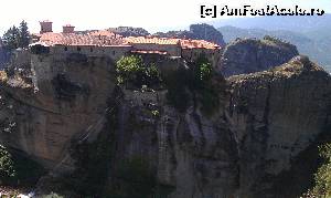 [P03] Scripete pentru aprovizionare mănăstire la<strong>Complexul de mănăstiri Meteora</strong>, Grecia.  » foto by traian.leuca †
 - 
<span class="allrVoted glyphicon glyphicon-heart hidden" id="av567784"></span>
<a class="m-l-10 hidden" id="sv567784" onclick="voting_Foto_DelVot(,567784,430)" role="button">șterge vot <span class="glyphicon glyphicon-remove"></span></a>
<a id="v9567784" class=" c-red"  onclick="voting_Foto_SetVot(567784)" role="button"><span class="glyphicon glyphicon-heart-empty"></span> <b>LIKE</b> = Votează poza</a> <img class="hidden"  id="f567784W9" src="/imagini/loader.gif" border="0" /><span class="AjErrMes hidden" id="e567784ErM"></span>