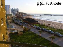 [P15] Vedere de pe terasa apartamentului » foto by timpliber
 - 
<span class="allrVoted glyphicon glyphicon-heart hidden" id="av198008"></span>
<a class="m-l-10 hidden" id="sv198008" onclick="voting_Foto_DelVot(,198008,452)" role="button">șterge vot <span class="glyphicon glyphicon-remove"></span></a>
<a id="v9198008" class=" c-red"  onclick="voting_Foto_SetVot(198008)" role="button"><span class="glyphicon glyphicon-heart-empty"></span> <b>LIKE</b> = Votează poza</a> <img class="hidden"  id="f198008W9" src="/imagini/loader.gif" border="0" /><span class="AjErrMes hidden" id="e198008ErM"></span>