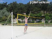 [P13] Pe plaje exista si un teren de 'beach volley',unde am incercat sa joc o partida de volei cu umbra mea » foto by dorgo
 - 
<span class="allrVoted glyphicon glyphicon-heart hidden" id="av213599"></span>
<a class="m-l-10 hidden" id="sv213599" onclick="voting_Foto_DelVot(,213599,460)" role="button">șterge vot <span class="glyphicon glyphicon-remove"></span></a>
<a id="v9213599" class=" c-red"  onclick="voting_Foto_SetVot(213599)" role="button"><span class="glyphicon glyphicon-heart-empty"></span> <b>LIKE</b> = Votează poza</a> <img class="hidden"  id="f213599W9" src="/imagini/loader.gif" border="0" /><span class="AjErrMes hidden" id="e213599ErM"></span>