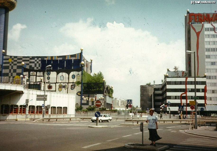 [P21] Viena - Centrală termică (combustibil deșeuri), arhitect Hundertwasser » foto by Dan-Ioan
 - 
<span class="allrVoted glyphicon glyphicon-heart hidden" id="av692655"></span>
<a class="m-l-10 hidden" id="sv692655" onclick="voting_Foto_DelVot(,692655,461)" role="button">șterge vot <span class="glyphicon glyphicon-remove"></span></a>
<a id="v9692655" class=" c-red"  onclick="voting_Foto_SetVot(692655)" role="button"><span class="glyphicon glyphicon-heart-empty"></span> <b>LIKE</b> = Votează poza</a> <img class="hidden"  id="f692655W9" src="/imagini/loader.gif" border="0" /><span class="AjErrMes hidden" id="e692655ErM"></span>