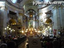 [P69] Viena - Peterskirche în timpul slujbei. Ăştia nu blocau accesul publicului Duminica, asemeni scorţoşilor de englezoi. » foto by Dragoș_MD
 - 
<span class="allrVoted glyphicon glyphicon-heart hidden" id="av222152"></span>
<a class="m-l-10 hidden" id="sv222152" onclick="voting_Foto_DelVot(,222152,461)" role="button">șterge vot <span class="glyphicon glyphicon-remove"></span></a>
<a id="v9222152" class=" c-red"  onclick="voting_Foto_SetVot(222152)" role="button"><span class="glyphicon glyphicon-heart-empty"></span> <b>LIKE</b> = Votează poza</a> <img class="hidden"  id="f222152W9" src="/imagini/loader.gif" border="0" /><span class="AjErrMes hidden" id="e222152ErM"></span>