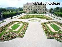 [P92] Viena - castelul Schonbrunn. Grădinile particulare. » foto by Dragoș_MD
 - 
<span class="allrVoted glyphicon glyphicon-heart hidden" id="av222216"></span>
<a class="m-l-10 hidden" id="sv222216" onclick="voting_Foto_DelVot(,222216,461)" role="button">șterge vot <span class="glyphicon glyphicon-remove"></span></a>
<a id="v9222216" class=" c-red"  onclick="voting_Foto_SetVot(222216)" role="button"><span class="glyphicon glyphicon-heart-empty"></span> <b>LIKE</b> = Votează poza</a> <img class="hidden"  id="f222216W9" src="/imagini/loader.gif" border="0" /><span class="AjErrMes hidden" id="e222216ErM"></span>