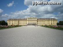 [P93] Viena - castelul Schonbrunn. » foto by Dragoș_MD
 - 
<span class="allrVoted glyphicon glyphicon-heart hidden" id="av222218"></span>
<a class="m-l-10 hidden" id="sv222218" onclick="voting_Foto_DelVot(,222218,461)" role="button">șterge vot <span class="glyphicon glyphicon-remove"></span></a>
<a id="v9222218" class=" c-red"  onclick="voting_Foto_SetVot(222218)" role="button"><span class="glyphicon glyphicon-heart-empty"></span> <b>LIKE</b> = Votează poza</a> <img class="hidden"  id="f222218W9" src="/imagini/loader.gif" border="0" /><span class="AjErrMes hidden" id="e222218ErM"></span>