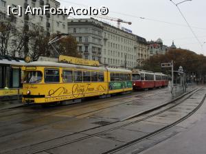 [P09] Viena ziua -Schwedenplatz -Trenul turistic galben, iar in spatele lui tramvaiul 1 asteptand cuminte » foto by mishu
 - 
<span class="allrVoted glyphicon glyphicon-heart hidden" id="av815990"></span>
<a class="m-l-10 hidden" id="sv815990" onclick="voting_Foto_DelVot(,815990,461)" role="button">șterge vot <span class="glyphicon glyphicon-remove"></span></a>
<a id="v9815990" class=" c-red"  onclick="voting_Foto_SetVot(815990)" role="button"><span class="glyphicon glyphicon-heart-empty"></span> <b>LIKE</b> = Votează poza</a> <img class="hidden"  id="f815990W9" src="/imagini/loader.gif" border="0" /><span class="AjErrMes hidden" id="e815990ErM"></span>