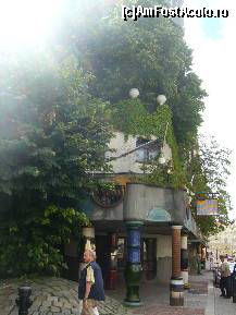 [P01] Viena, Hundertwasserhaus, un 'joc' arhitectural a lui Friedensreich Hundertwasser » foto by magdalena
 - 
<span class="allrVoted glyphicon glyphicon-heart hidden" id="av151879"></span>
<a class="m-l-10 hidden" id="sv151879" onclick="voting_Foto_DelVot(,151879,461)" role="button">șterge vot <span class="glyphicon glyphicon-remove"></span></a>
<a id="v9151879" class=" c-red"  onclick="voting_Foto_SetVot(151879)" role="button"><span class="glyphicon glyphicon-heart-empty"></span> <b>LIKE</b> = Votează poza</a> <img class="hidden"  id="f151879W9" src="/imagini/loader.gif" border="0" /><span class="AjErrMes hidden" id="e151879ErM"></span>