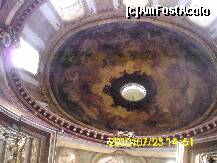 [P12] Viena - Biserica Sf. Petru - fresca de pe cupola » foto by magdalena
 - 
<span class="allrVoted glyphicon glyphicon-heart hidden" id="av186057"></span>
<a class="m-l-10 hidden" id="sv186057" onclick="voting_Foto_DelVot(,186057,461)" role="button">șterge vot <span class="glyphicon glyphicon-remove"></span></a>
<a id="v9186057" class=" c-red"  onclick="voting_Foto_SetVot(186057)" role="button"><span class="glyphicon glyphicon-heart-empty"></span> <b>LIKE</b> = Votează poza</a> <img class="hidden"  id="f186057W9" src="/imagini/loader.gif" border="0" /><span class="AjErrMes hidden" id="e186057ErM"></span>