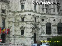 [P66] la Palatul Imperial Hofburg. » foto by adryana
 - 
<span class="allrVoted glyphicon glyphicon-heart hidden" id="av312659"></span>
<a class="m-l-10 hidden" id="sv312659" onclick="voting_Foto_DelVot(,312659,461)" role="button">șterge vot <span class="glyphicon glyphicon-remove"></span></a>
<a id="v9312659" class=" c-red"  onclick="voting_Foto_SetVot(312659)" role="button"><span class="glyphicon glyphicon-heart-empty"></span> <b>LIKE</b> = Votează poza</a> <img class="hidden"  id="f312659W9" src="/imagini/loader.gif" border="0" /><span class="AjErrMes hidden" id="e312659ErM"></span>