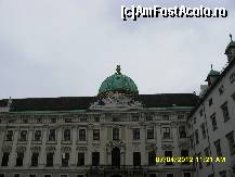 [P69] la Palatul Imperial Hofburg. » foto by adryana
 - 
<span class="allrVoted glyphicon glyphicon-heart hidden" id="av312662"></span>
<a class="m-l-10 hidden" id="sv312662" onclick="voting_Foto_DelVot(,312662,461)" role="button">șterge vot <span class="glyphicon glyphicon-remove"></span></a>
<a id="v9312662" class=" c-red"  onclick="voting_Foto_SetVot(312662)" role="button"><span class="glyphicon glyphicon-heart-empty"></span> <b>LIKE</b> = Votează poza</a> <img class="hidden"  id="f312662W9" src="/imagini/loader.gif" border="0" /><span class="AjErrMes hidden" id="e312662ErM"></span>