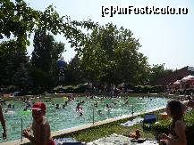 [P01] Aquapark Hajduszoboszlo - unul din bazinele din strand » foto by danoradea
 - 
<span class="allrVoted glyphicon glyphicon-heart hidden" id="av141980"></span>
<a class="m-l-10 hidden" id="sv141980" onclick="voting_Foto_DelVot(,141980,463)" role="button">șterge vot <span class="glyphicon glyphicon-remove"></span></a>
<a id="v9141980" class=" c-red"  onclick="voting_Foto_SetVot(141980)" role="button"><span class="glyphicon glyphicon-heart-empty"></span> <b>LIKE</b> = Votează poza</a> <img class="hidden"  id="f141980W9" src="/imagini/loader.gif" border="0" /><span class="AjErrMes hidden" id="e141980ErM"></span>