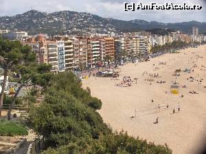 [P17] Lloret de Mar - Plaja Lloret » foto by Mitica49
 - 
<span class="allrVoted glyphicon glyphicon-heart hidden" id="av548909"></span>
<a class="m-l-10 hidden" id="sv548909" onclick="voting_Foto_DelVot(,548909,479)" role="button">șterge vot <span class="glyphicon glyphicon-remove"></span></a>
<a id="v9548909" class=" c-red"  onclick="voting_Foto_SetVot(548909)" role="button"><span class="glyphicon glyphicon-heart-empty"></span> <b>LIKE</b> = Votează poza</a> <img class="hidden"  id="f548909W9" src="/imagini/loader.gif" border="0" /><span class="AjErrMes hidden" id="e548909ErM"></span>