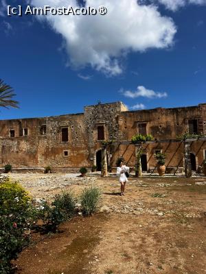 [P38] Arkadi Monastery » foto by HelloAlex
 - 
<span class="allrVoted glyphicon glyphicon-heart hidden" id="av1431085"></span>
<a class="m-l-10 hidden" id="sv1431085" onclick="voting_Foto_DelVot(,1431085,481)" role="button">șterge vot <span class="glyphicon glyphicon-remove"></span></a>
<a id="v91431085" class=" c-red"  onclick="voting_Foto_SetVot(1431085)" role="button"><span class="glyphicon glyphicon-heart-empty"></span> <b>LIKE</b> = Votează poza</a> <img class="hidden"  id="f1431085W9" src="/imagini/loader.gif" border="0" /><span class="AjErrMes hidden" id="e1431085ErM"></span>