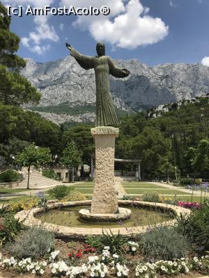 [P04] Vepric, Makarska » foto by krisstinna
 - 
<span class="allrVoted glyphicon glyphicon-heart hidden" id="av996107"></span>
<a class="m-l-10 hidden" id="sv996107" onclick="voting_Foto_DelVot(,996107,619)" role="button">șterge vot <span class="glyphicon glyphicon-remove"></span></a>
<a id="v9996107" class=" c-red"  onclick="voting_Foto_SetVot(996107)" role="button"><span class="glyphicon glyphicon-heart-empty"></span> <b>LIKE</b> = Votează poza</a> <img class="hidden"  id="f996107W9" src="/imagini/loader.gif" border="0" /><span class="AjErrMes hidden" id="e996107ErM"></span>