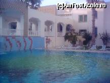 [P04] Piscina inferioara si coridorul acoperit de la hotelul din oaza » foto by liviadavidescu
 - 
<span class="allrVoted glyphicon glyphicon-heart hidden" id="av145942"></span>
<a class="m-l-10 hidden" id="sv145942" onclick="voting_Foto_DelVot(,145942,658)" role="button">șterge vot <span class="glyphicon glyphicon-remove"></span></a>
<a id="v9145942" class=" c-red"  onclick="voting_Foto_SetVot(145942)" role="button"><span class="glyphicon glyphicon-heart-empty"></span> <b>LIKE</b> = Votează poza</a> <img class="hidden"  id="f145942W9" src="/imagini/loader.gif" border="0" /><span class="AjErrMes hidden" id="e145942ErM"></span>