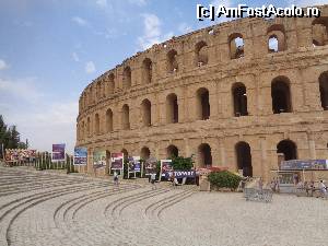 [P02] coloseum El Jem » foto by CarlaRoxana
 - 
<span class="allrVoted glyphicon glyphicon-heart hidden" id="av565285"></span>
<a class="m-l-10 hidden" id="sv565285" onclick="voting_Foto_DelVot(,565285,659)" role="button">șterge vot <span class="glyphicon glyphicon-remove"></span></a>
<a id="v9565285" class=" c-red"  onclick="voting_Foto_SetVot(565285)" role="button"><span class="glyphicon glyphicon-heart-empty"></span> <b>LIKE</b> = Votează poza</a> <img class="hidden"  id="f565285W9" src="/imagini/loader.gif" border="0" /><span class="AjErrMes hidden" id="e565285ErM"></span>