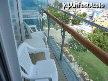 [P03] balconasul super inghesuit  , chiar daca dotat cu mobilier si uscator ( uscatorul nici nu se putea desface ) » foto by TORA INGRID
 - 
<span class="allrVoted glyphicon glyphicon-heart hidden" id="av132444"></span>
<a class="m-l-10 hidden" id="sv132444" onclick="voting_Foto_DelVot(,132444,731)" role="button">șterge vot <span class="glyphicon glyphicon-remove"></span></a>
<a id="v9132444" class=" c-red"  onclick="voting_Foto_SetVot(132444)" role="button"><span class="glyphicon glyphicon-heart-empty"></span> <b>LIKE</b> = Votează poza</a> <img class="hidden"  id="f132444W9" src="/imagini/loader.gif" border="0" /><span class="AjErrMes hidden" id="e132444ErM"></span>