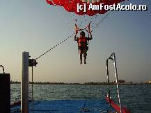 [P11] Parasailing, o senzatie extraordinara » foto by Cassy
 - 
<span class="allrVoted glyphicon glyphicon-heart hidden" id="av1577"></span>
<a class="m-l-10 hidden" id="sv1577" onclick="voting_Foto_DelVot(,1577,76)" role="button">șterge vot <span class="glyphicon glyphicon-remove"></span></a>
<a id="v91577" class=" c-red"  onclick="voting_Foto_SetVot(1577)" role="button"><span class="glyphicon glyphicon-heart-empty"></span> <b>LIKE</b> = Votează poza</a> <img class="hidden"  id="f1577W9" src="/imagini/loader.gif" border="0" /><span class="AjErrMes hidden" id="e1577ErM"></span>