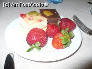 [P20] si un desert delicios » foto by Yolanda
 - 
<span class="allrVoted glyphicon glyphicon-heart hidden" id="av971031"></span>
<a class="m-l-10 hidden" id="sv971031" onclick="voting_Foto_DelVot(,971031,768)" role="button">șterge vot <span class="glyphicon glyphicon-remove"></span></a>
<a id="v9971031" class=" c-red"  onclick="voting_Foto_SetVot(971031)" role="button"><span class="glyphicon glyphicon-heart-empty"></span> <b>LIKE</b> = Votează poza</a> <img class="hidden"  id="f971031W9" src="/imagini/loader.gif" border="0" /><span class="AjErrMes hidden" id="e971031ErM"></span>